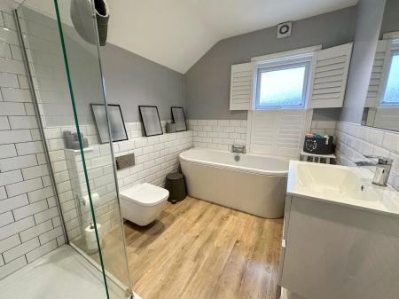 3 bedroom End of terrace house for sale in George Street, Salisbury, SP2