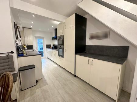 3 bedroom End of terrace house for sale in George Street, Salisbury, SP2