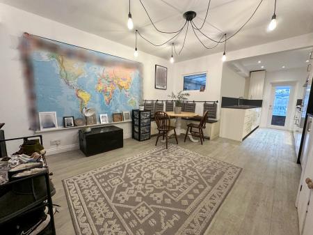 3 bedroom End of terrace house for sale in George Street, Salisbury, SP2