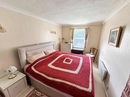 1 bedroom Retirement property for sale in Home Sarum House, Wilton, SP2