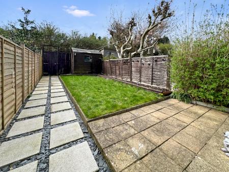 2 bedroom Terraced House for sale in Orchard Road, Salisbury, SP2