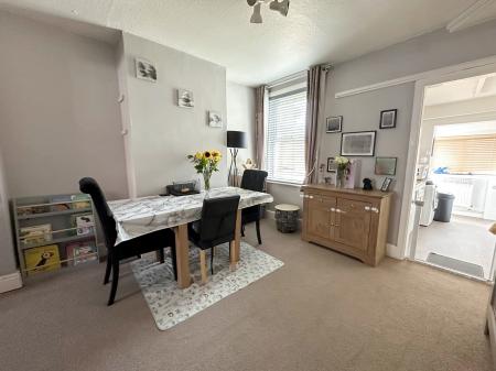 2 bedroom Terraced House for sale in Orchard Road, Salisbury, SP2