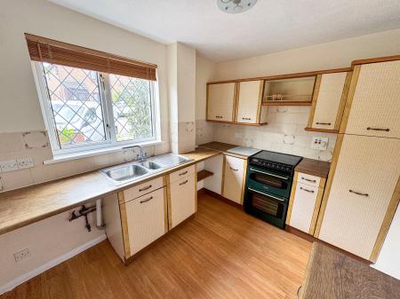 2 bedroom Detached house for sale in Russell Road, Salisbury, SP2