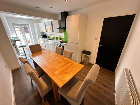 1 bedroom House share to let in Wilton Road, Salisbury, SP2