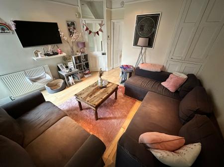 1 bedroom Flat to let in Albany Road, Salisbury, SP1