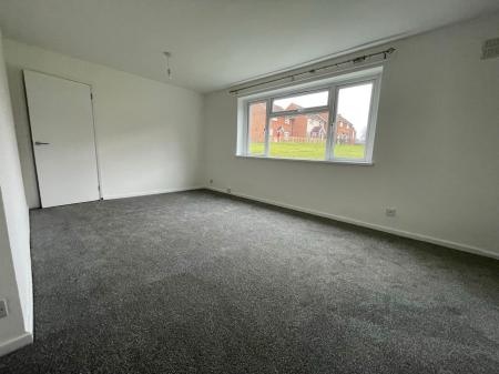 2 bedroom Flat to let in Waverley Close, Bulford Barracks, Bulford, SP4