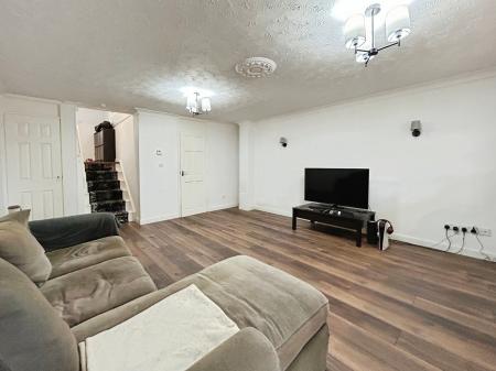 3 bedroom Semi-detached house for sale in Lawrence Close, Amesbury, SP4