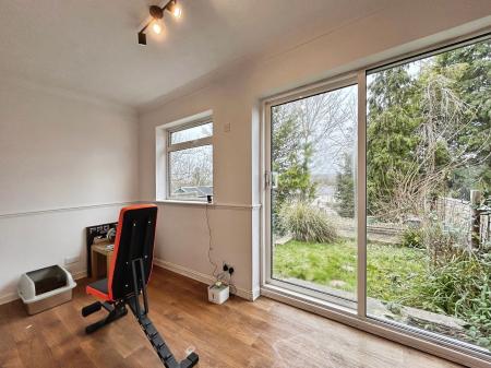 3 bedroom Semi-detached house for sale in Lawrence Close, Amesbury, SP4