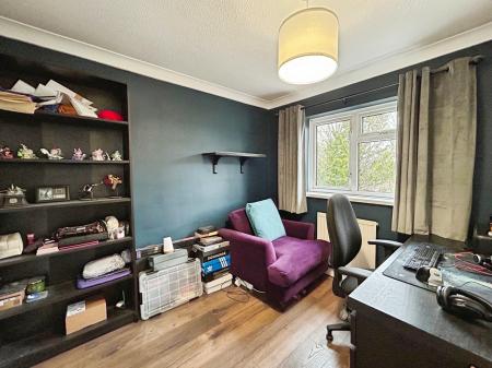 3 bedroom Semi-detached house for sale in Lawrence Close, Amesbury, SP4