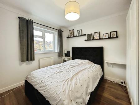 3 bedroom Semi-detached house for sale in Lawrence Close, Amesbury, SP4