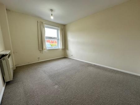 2 bedroom Flat to let in Avonmead Court, Amesbury, SP4