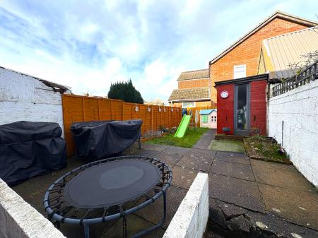 2 bedroom Terraced House for sale in York Road, Salisbury