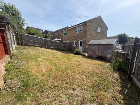 2 bedroom Semi-detached house for sale in Mill Green Road, Amesbury, SP4
