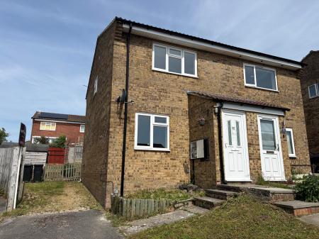 2 bedroom Semi-detached house for sale in Mill Green Road, Amesbury, SP4