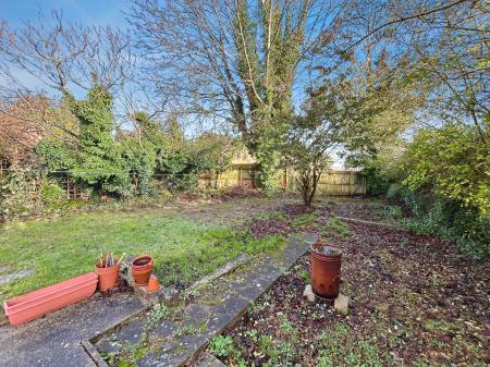 2 bedroom Terraced House for sale in Ravenscroft, Salisbury, SP2