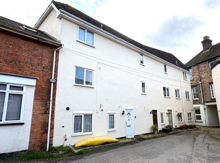 Summerlock Mews, Fisherton Street, Salisbury, SP2