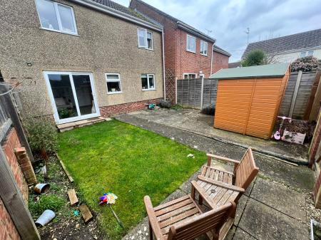 3 bedroom Semi-detached house to let in Poores Road, Durrington, Salisbury, SP4