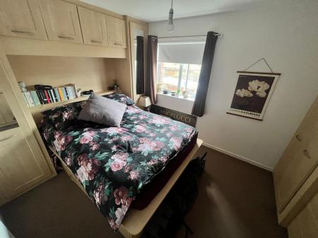 3 bedroom Semi-detached house to let in Poores Road, Durrington, Salisbury, SP4