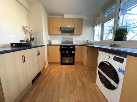 3 bedroom Flat to let in Kiwi Place, Bulford Barracks, Bulford, SP4