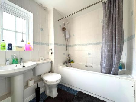 3 bedroom House for sale in Bugdens Close, Amesbury, SP4