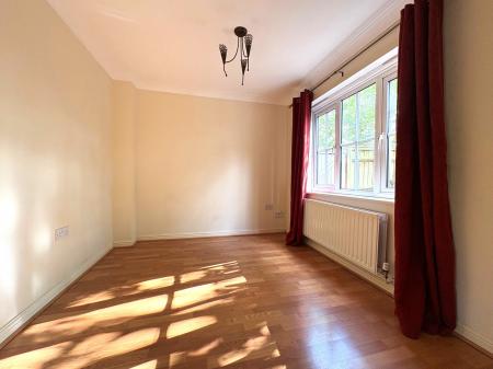 3 bedroom House for sale in Bugdens Close, Amesbury, SP4
