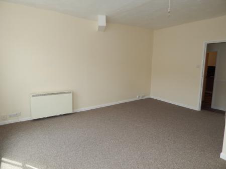 1 bedroom Flat to let in *VIEWINGS PAUSED* Castle Street, Salisbury, SP1
