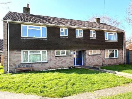 Hathaway Close, Salisbury, SP1