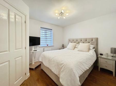 2 bedroom Link detached house for sale in Clover Lane, Durrington, SP4