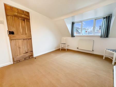 4 bedroom Terraced House to let in Gigant Street, Salisbury, SP1