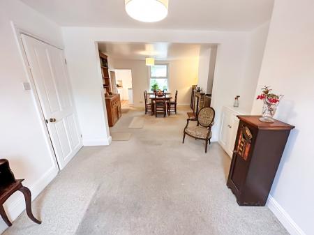 4 bedroom Terraced House to let in Gigant Street, Salisbury, SP1