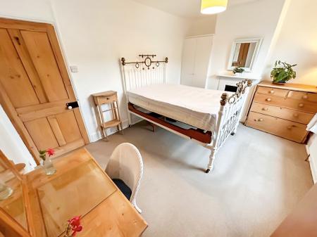 4 bedroom Terraced House to let in Gigant Street, Salisbury, SP1
