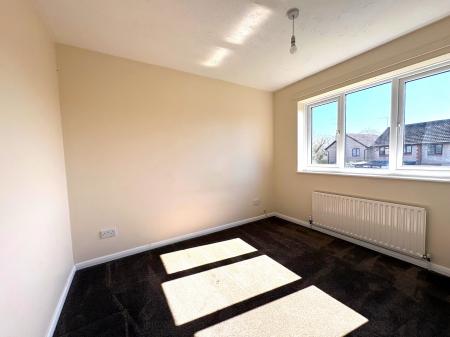 4 bedroom Link detached house for sale in Reed Walk, Durrington, SP4