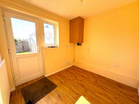 4 bedroom Link detached house for sale in Reed Walk, Durrington, SP4