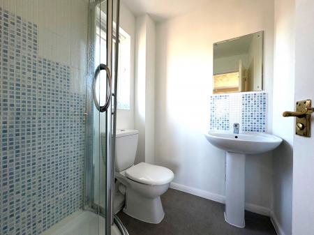 4 bedroom Link detached house for sale in Reed Walk, Durrington, SP4