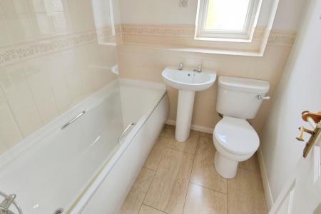 2 bedroom End of terrace house to let in *VIEWINGS PAUSED* Wilman Way, Salisbury, SP2
