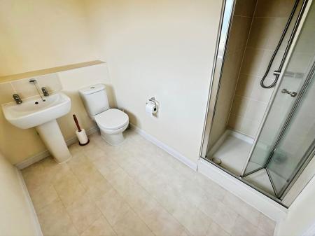 4 bedroom Detached house to let in Virginia Way, Old Sarum, Salisbury, SP4