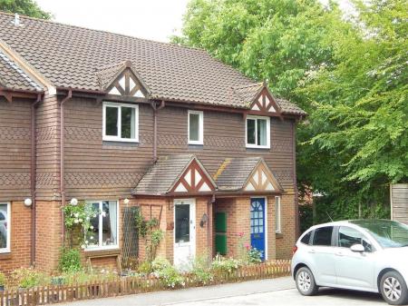 1 bedroom Flat to let in Montgomery Gardens, Salisbury, SP2