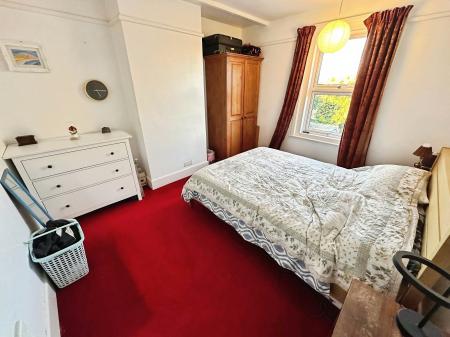 4 bedroom Semi-detached house to let in New Zealand Avenue, Salisbury, SP2