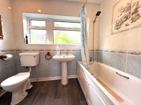 2 bedroom Detached bungalow for sale in Markan Road, SP4