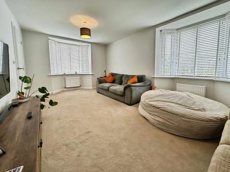 4 bedroom Detached house to let in Drummond Road, Andover, SP11