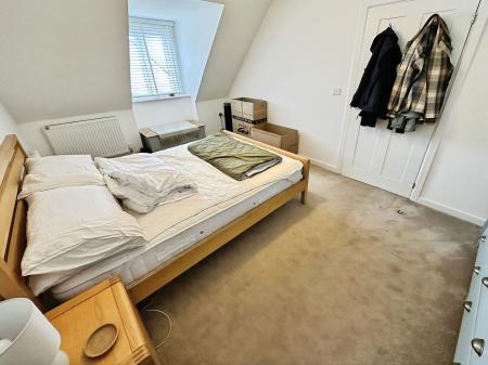 4 bedroom Detached house to let in Drummond Road, Andover, SP11