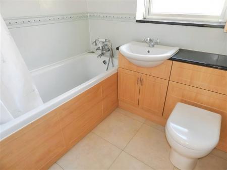 4 bedroom Detached house to let in Norton Drive, Ford, SP4