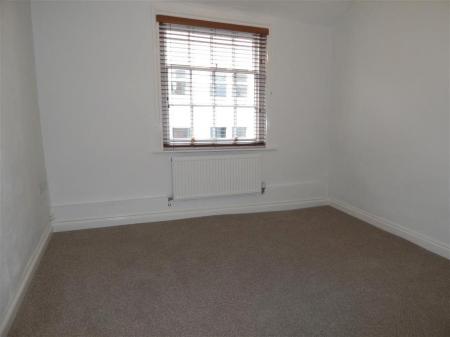 2 bedroom Flat to let in Catherine Street, Salisbury, SP1
