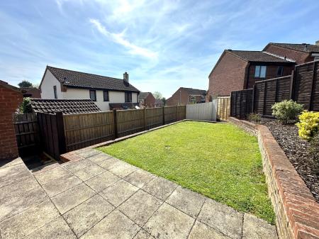 3 bedroom Detached house to let in Ayrshire Close, Fugglestone Red, Salisbury, SP2