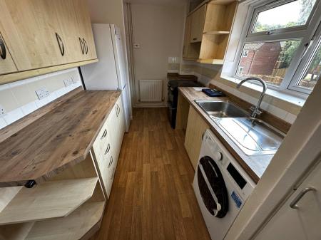 2 bedroom Flat to let in Marne Road, Bulford Barracks, Bulford, SP4