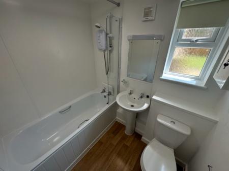 2 bedroom Flat to let in Marne Road, Bulford Barracks, Bulford, SP4