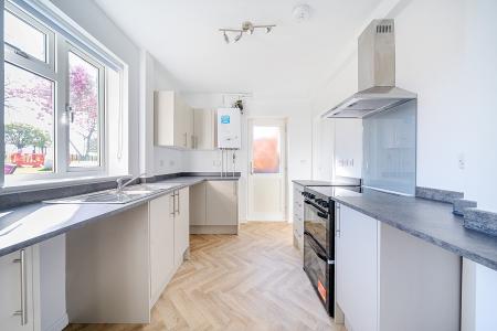 3 bedroom End of terrace house to let in Choulston Close, Netheravon, SP4