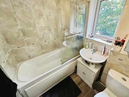 2 bedroom End of terrace house to let in Shropshire Close, Fugglestone Red, Salisbury, SP2