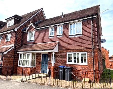 3 bedroom End of terrace house for sale in Carpenter Drive, Amesbury, SP4