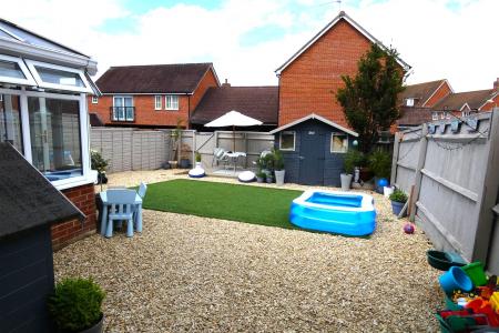 3 bedroom End of terrace house for sale in Carpenter Drive, Amesbury, SP4